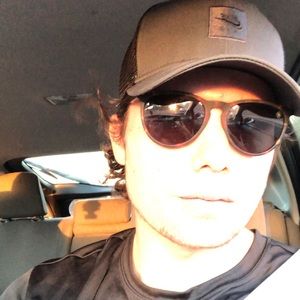 Meet your Posher, Anthony